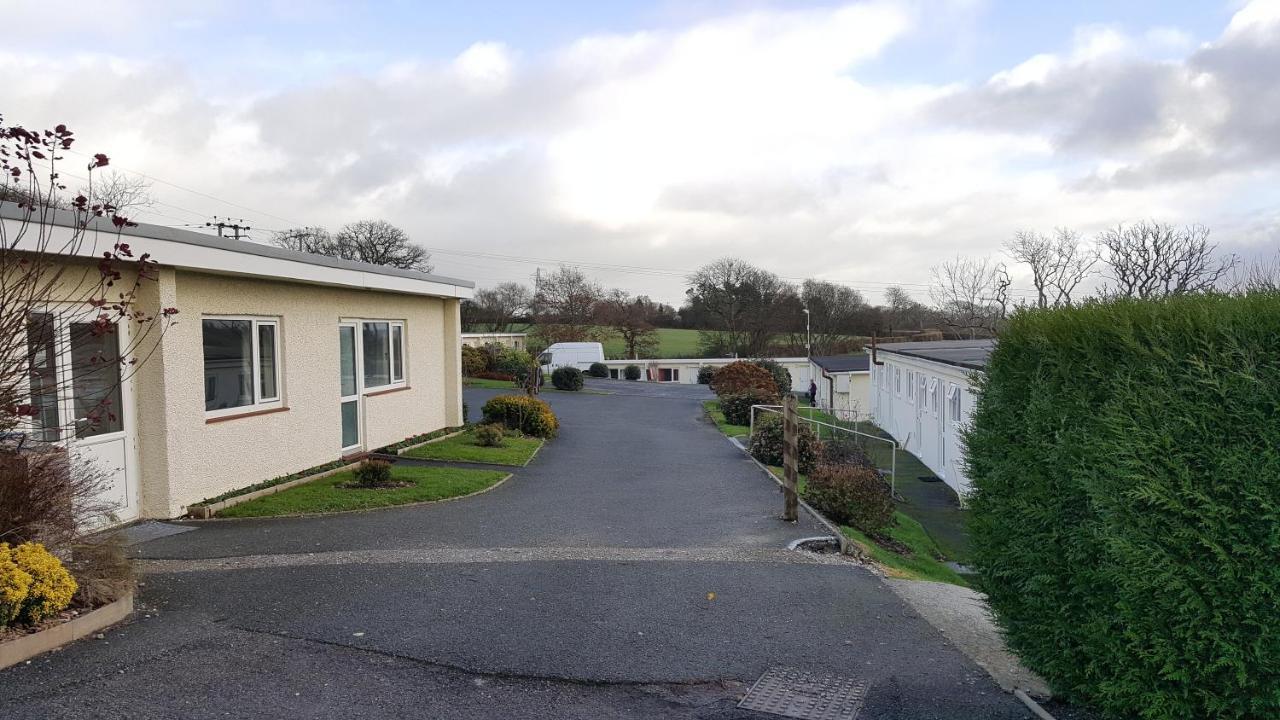 The Cardinals Hatt Ltd Motel Saltash Dış mekan fotoğraf